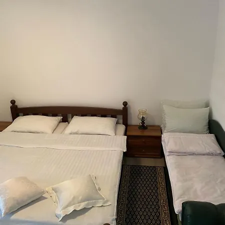 Villa Apartman Sara